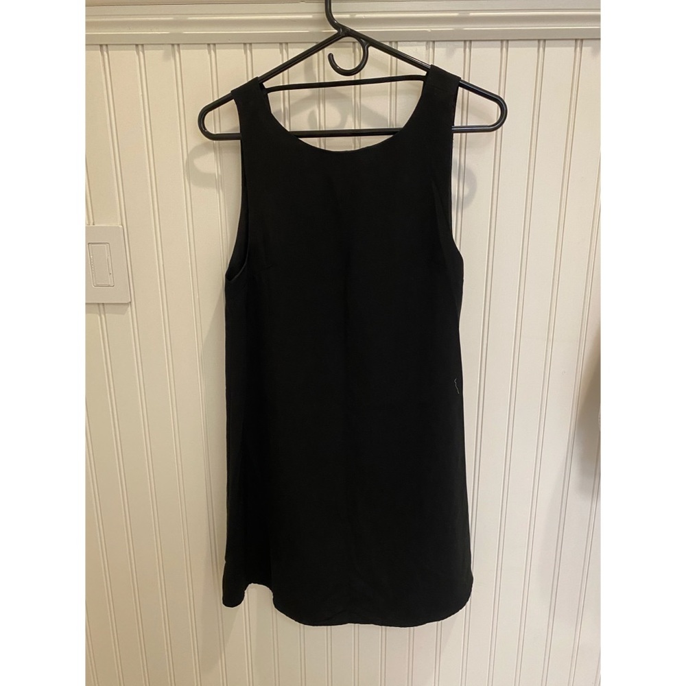 Open back classic LBD